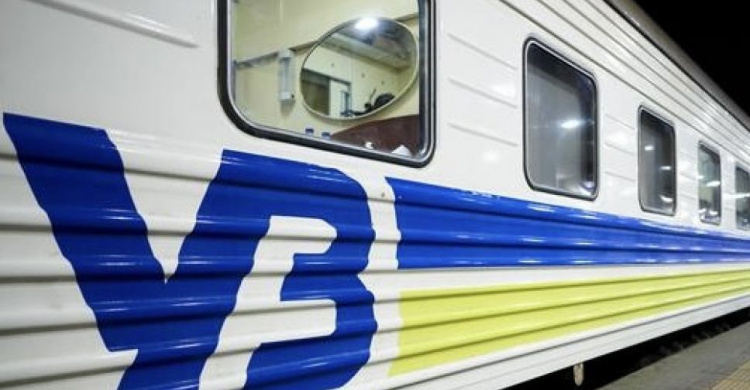 “Укрзалізниця” призначила на сьогодні евакуаційний потяг із Покровська до Львова