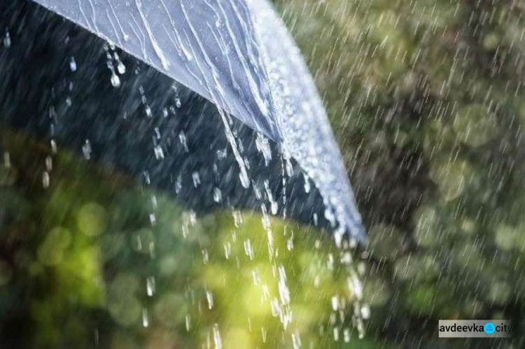 У перший день літа очікується багато дощів і грози: прогноз погоди на 1 червня
