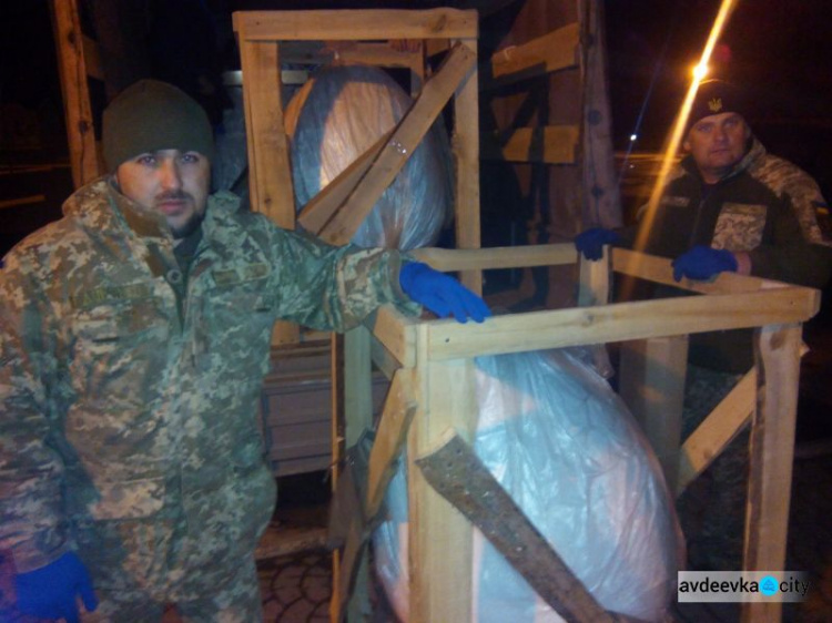 Офицеры Cimic Avdeevka посетили Пески и помогли в Авдеевке (ФОТО)