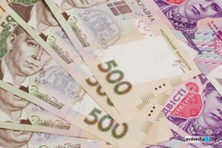 Зарплаты в Украине: кто получает больше 50 тысяч