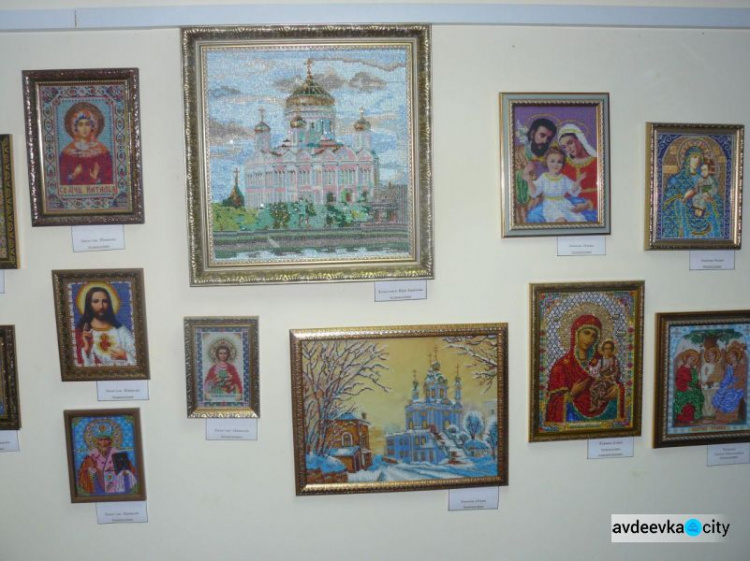 В Авдеевке открылась выставка икон (ФОТО)