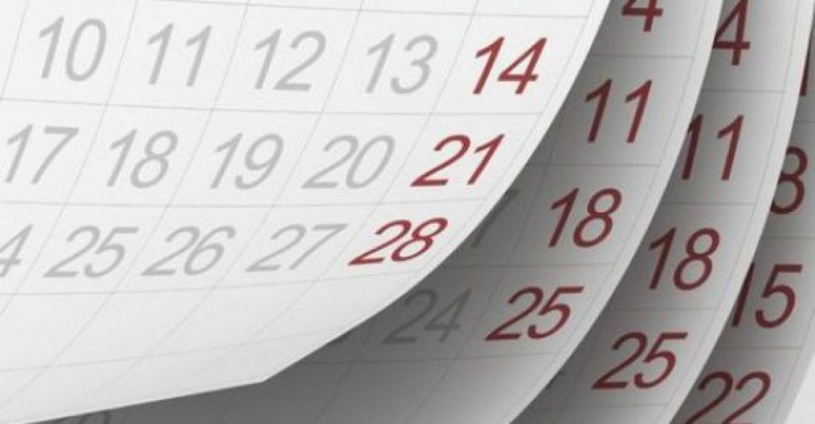 Праздники и перевод стрелок: На какие даты следует обратить внимание в октябре