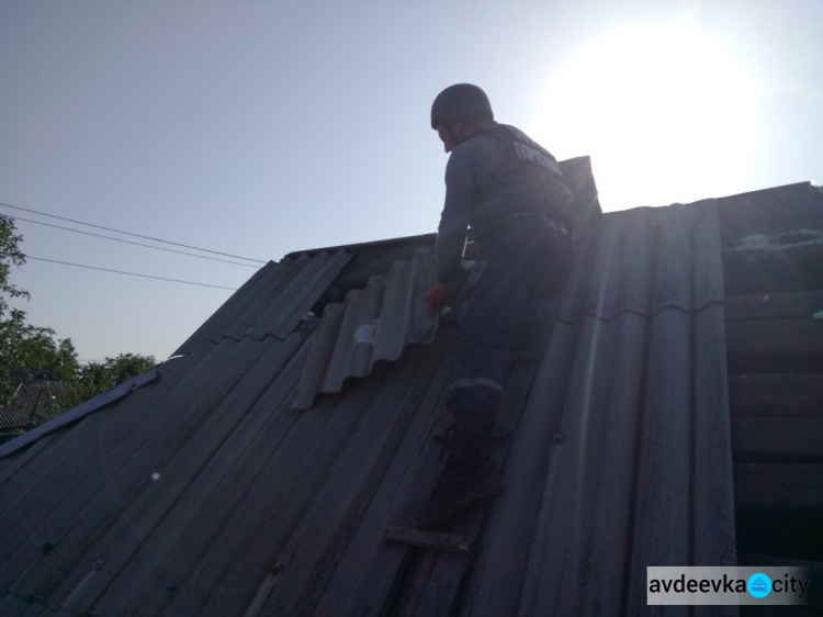 ФОТОРЕПОРТАЖ: спасатели возрождают Авдеевку