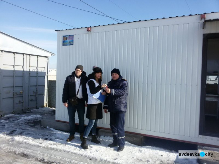 На КПВВ "Марьинка" появился современный блок-модуль от "Врачей без границ" (ФОТО)