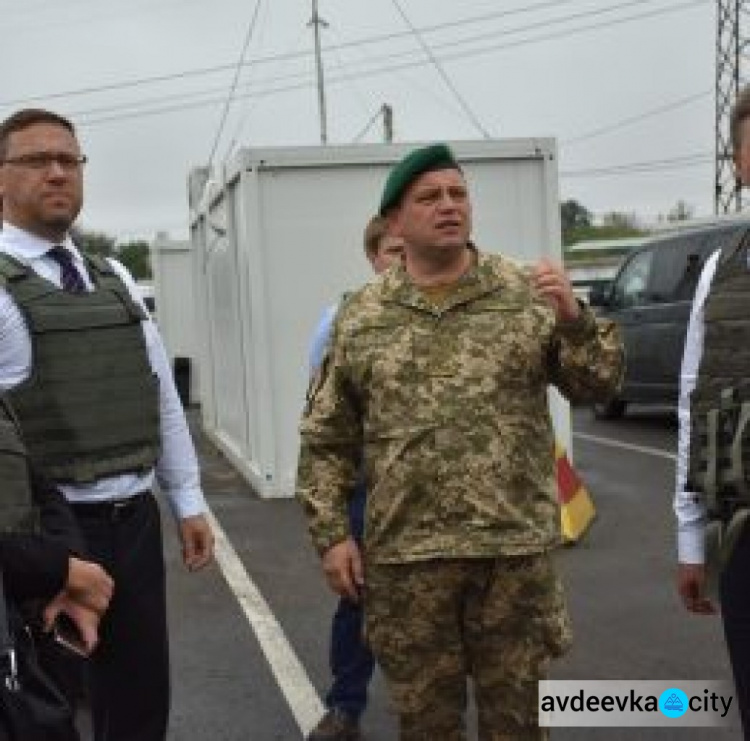  Делегация МИД Польши побывала на КПВВ в Донецкой области и намерена оказать помощь (ФОТО)