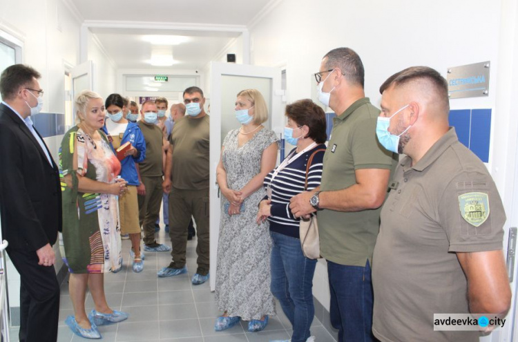 В Авдеевской центральной больнице открыли современное приемное отделение