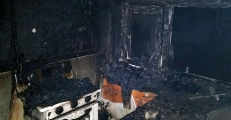 Полиция Авдеевки выясняет причины смертоносного пожара: опубликованы фото