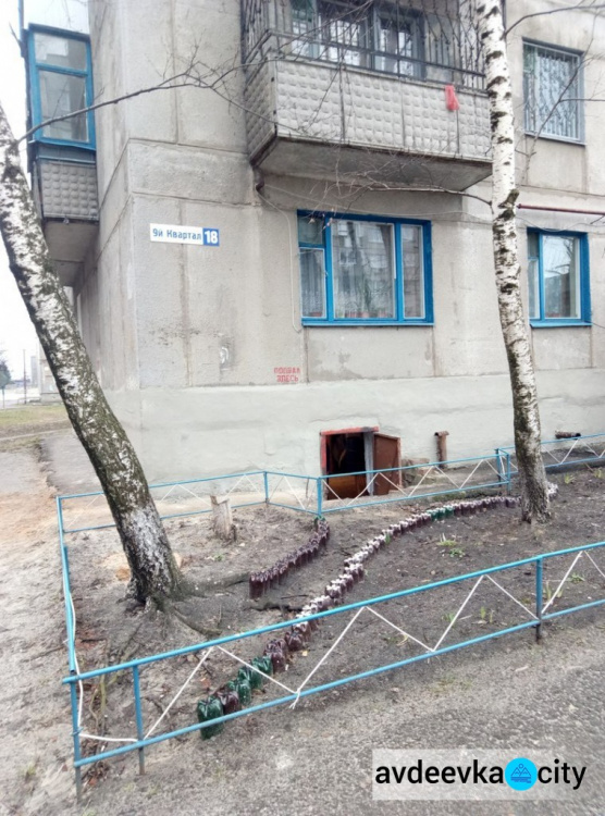 Авдеевские коммунальщики показали отремонтированное бомбоубежище (ФОТО)