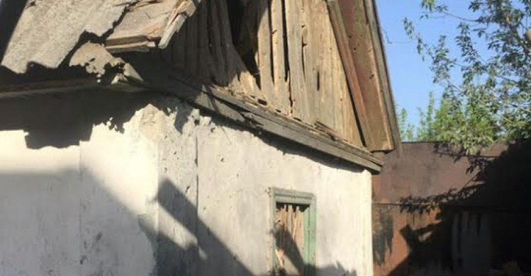 Два дома пострадали в Авдеевке во время вчерашнего обстрела
