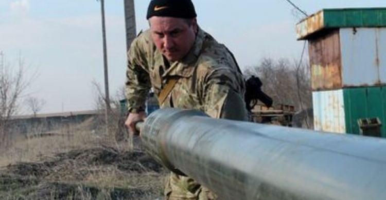 Перемирие на Донбассе не исключает ответный огонь