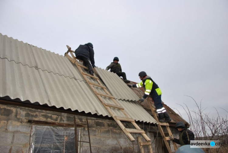Растет число домов, восстановленных силами спасателей после обстрелов в Авдеевке (ФОТО) 