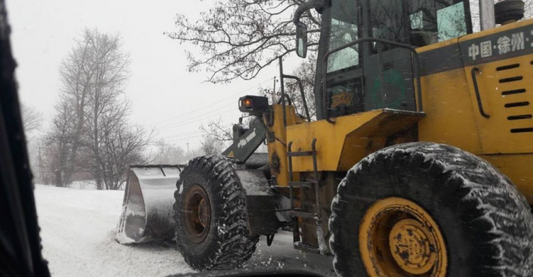 Донетчина: армия спецтехники и живой силы брошена на борьбу со стихией