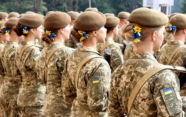Закон про військовий обов’язок хочуть змінити: які "жіночі" спеціальності потрібні в армії
