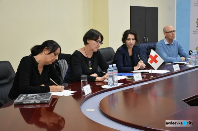 Сложное положение с водоснабжением  на Донетчине обсудили с делегацией Красного Креста
