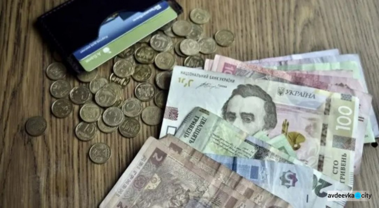 В Украине вступил в силу закон о штрафах в 65 тысяч гривен за указание пола в вакансиях