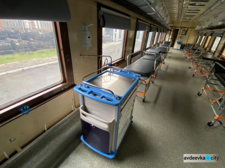 В Україні почав курсувати евакуаційний потяг-мінігоспіталь