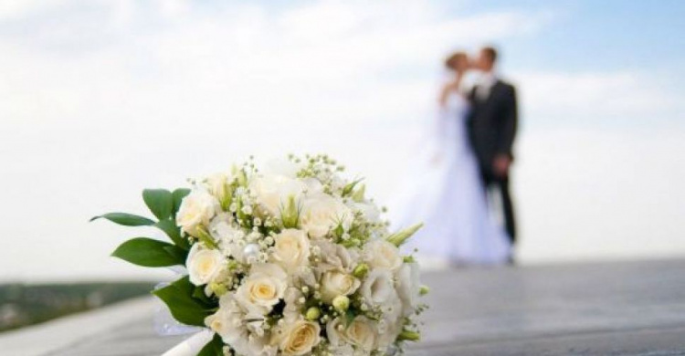 В Авдеевке в мае число разводов чуть обогнало количество браков