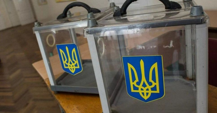 Полиция взяла под охрану все окружные избирательные комиссии в Донецкой области