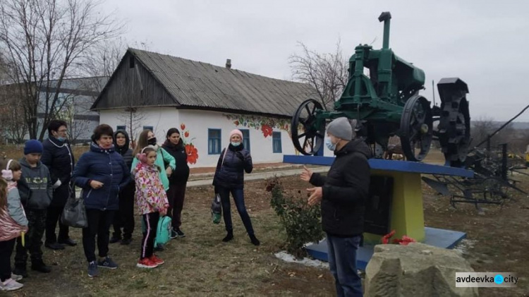 Педколектив авдіївської загальноосвітньої школи №7 долучився до акціі у рамках програми "Екологічними стежками Украіни"