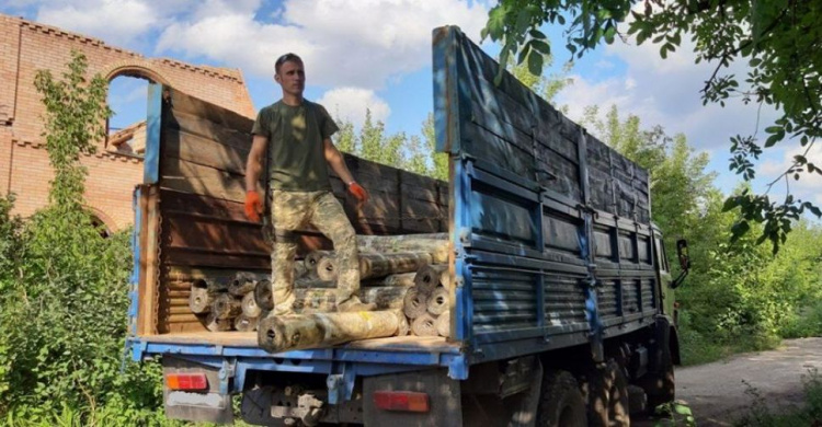 Офицеры CIMIC "Авдеевка" помогли доставить военным и жителям прифронтовой зоны важную помощь