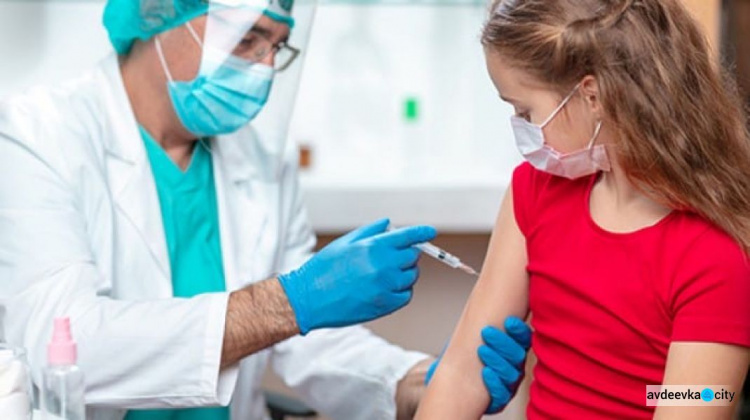 В Украине начнут вакцинировать от COVID детей от 12 лет: когда и как это можно сделать