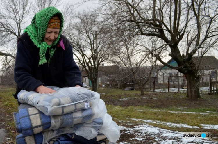  Волонтеры с гуманитаркой по бездорожью  добрались до перешедшего под контроль ВСУ села на Донетчине (ФОТО)  