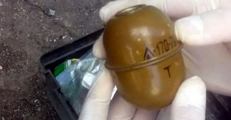 Житель Авдіївки здав до поліції знайдену гранату