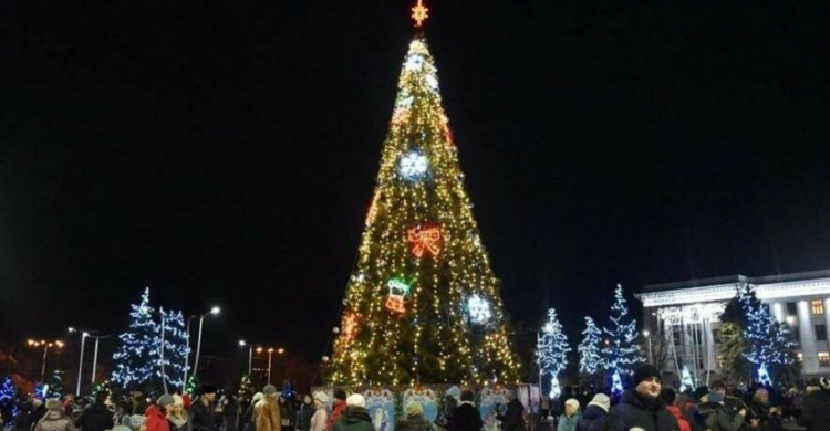 Новогодняя елка из Краматорска заняла 3-е место на всеукраинском конкурсе