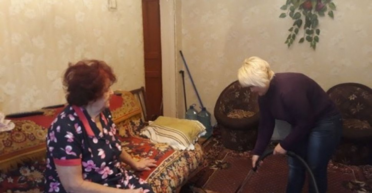 2200 социальные услуги оказали специалисты Терцентра престарелым авдеевцам и инвалидам
