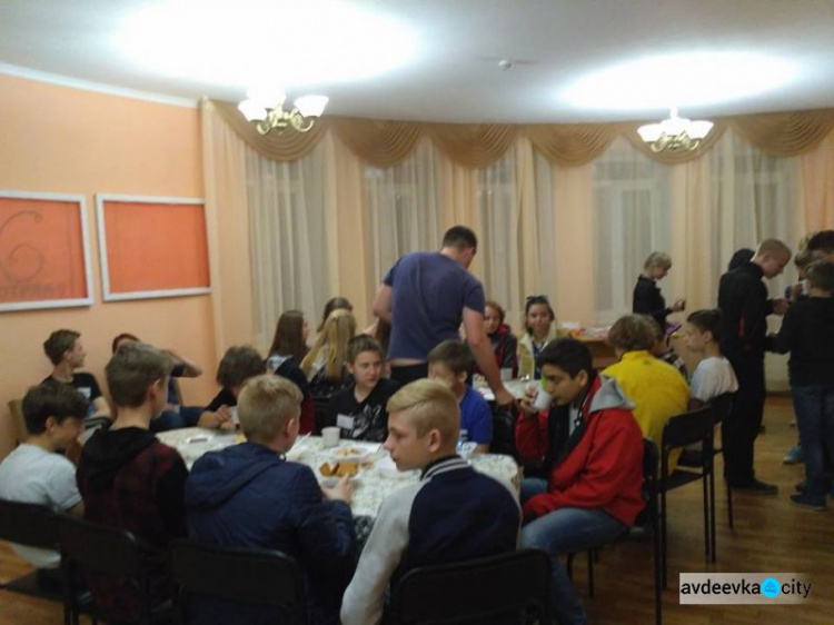 Подростки Авдеевки решают в Святогорске, как сделать свой город лучше (ФОТО)