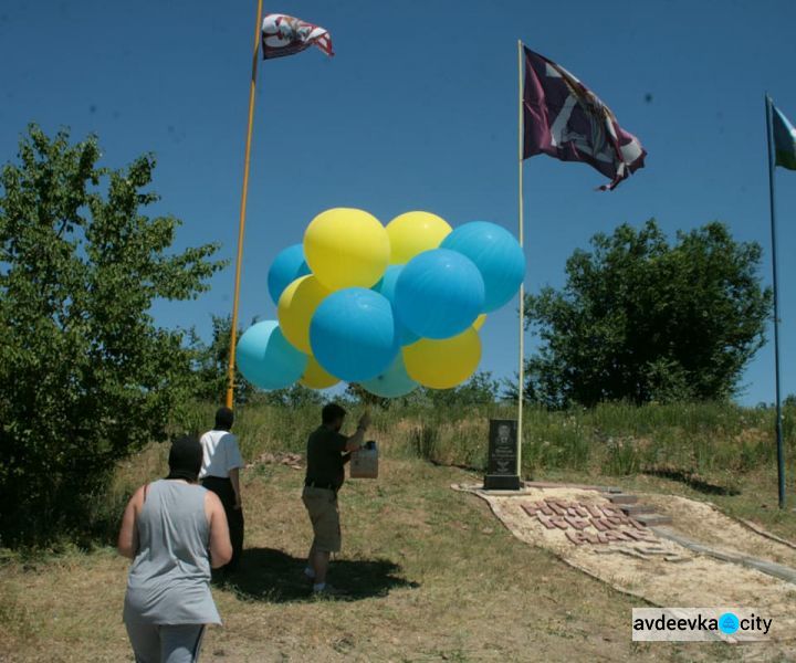 Авдеевка: убран мемориал на промке, отправлен «подарок» в Донецк (ФОТО + ВИДЕО)