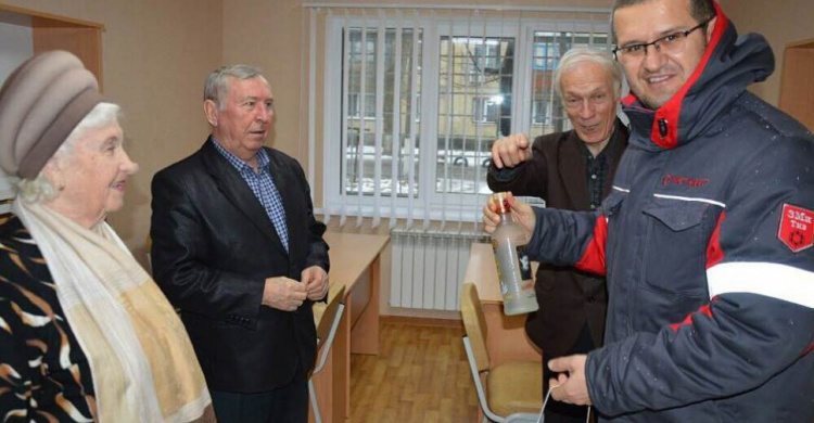Городская организация совета ветеранов в Авдеевке отмечает свой 30-летний юбилей (ФОТО)