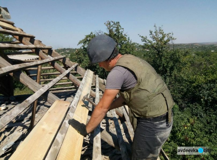Восстановление жилья в Авдеевке: спасатели завершили работы по 558 адресам (ФОТО)