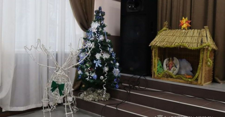 Авдіївська молодь запросила городян на Різдвяний вертеп