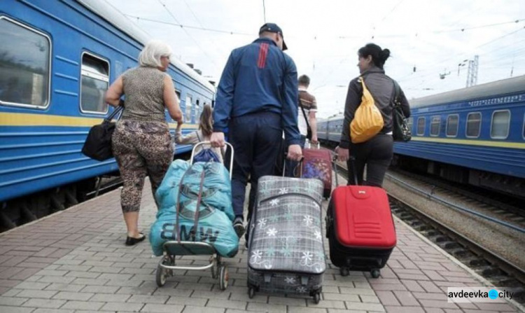 Стало известно, сколько официально в Украине переселенцев