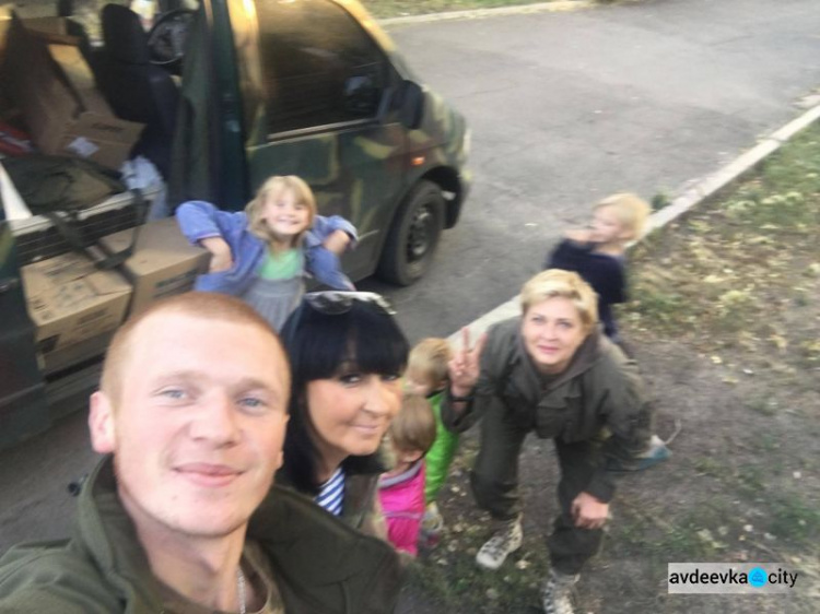 Пять «принцесс» из Авдеевки спасают военные и волонтеры (ФОТО)