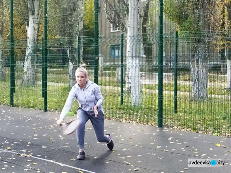 На теннисном турнире в Авдеевке победителями стали девушки (ФОТО)