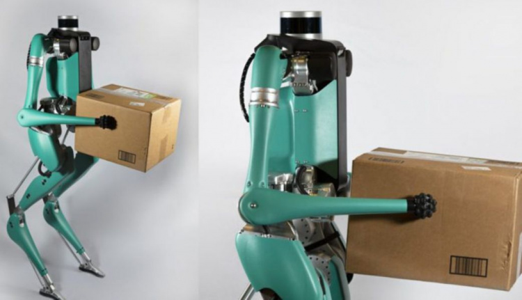 Робот-курьер впервые вышел на работу (ФОТО+ВИДЕО)