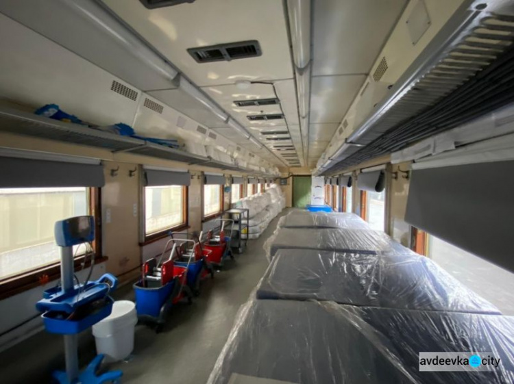 В Україні почав курсувати евакуаційний потяг-мінігоспіталь