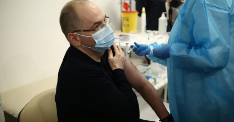 Міністр охорони здоров’я Максим Степанов вакцинувався проти COVID19