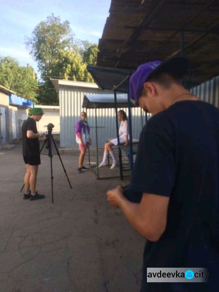 Представители арт-команды из Киева выпустили видеоролик о коренных жителях Авдеевки (ФОТО + ВИДЕО)