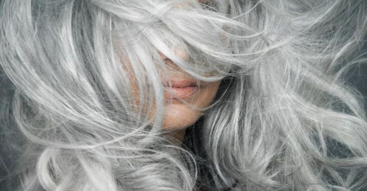  Дієві поради, завдяки яким ви назавжди забудете про сиве волосся
