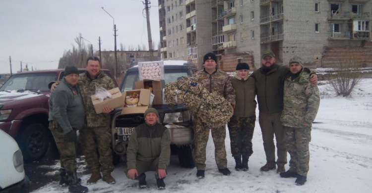 Воины и дети получили помощь от Cimic Avdeevka (ФОТО)