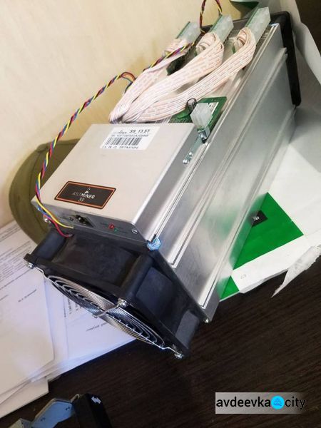 На оккупированный Донбасс не пропустили устройство, спрятанное в тайнике: опубликованы фото