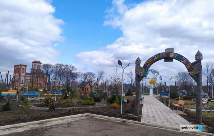 Представители общественных организаций Авдеевки посетили село Вербоватовка на Днепропетровщине