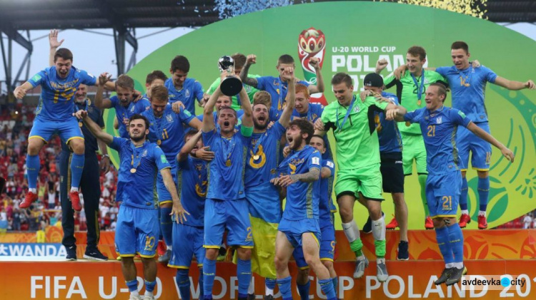 Сборная Украина выиграла чемпионат мира по футболу (ФОТО)