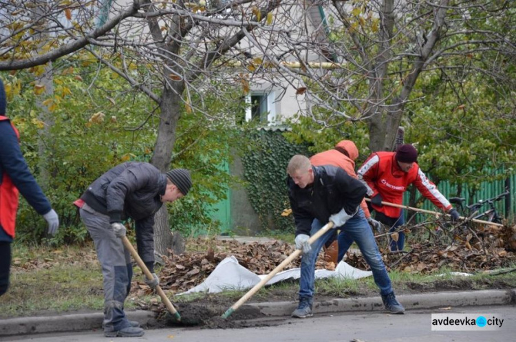 В Авдеевке провели масштабную "зачистку" (ФОТО + ВИДЕО)