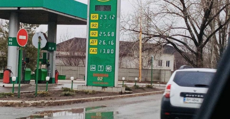 Цены на топливо в Авдеевке "сорвались с якоря": на сколько они еще вырастут