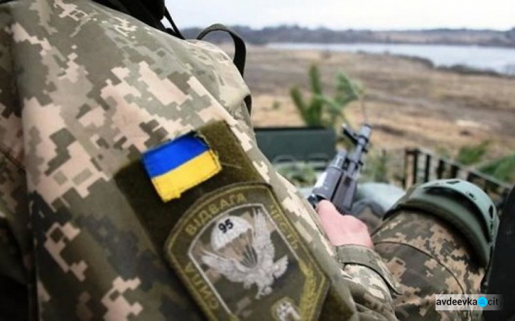 Боевики не прекращают обстрелы на Донбассе