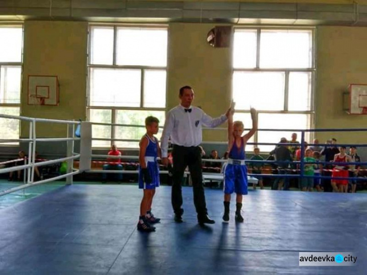 Авдеевские боксёры показали класс на соревнованиях в Запорожской области (ФОТО)